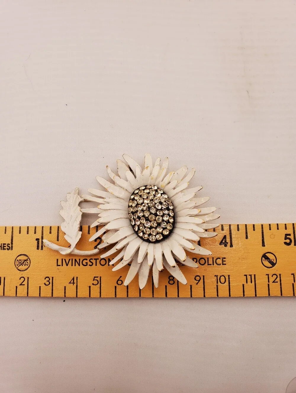 BSK White Enameled Sunflower Brooch